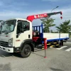 Xe tải Isuzu FRR650 5 tấn gắn cẩu Unic 3 tấn 3 khúc