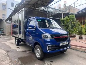 Xe tải SRM T50 tải trọng 1 tấn thùng kín đời 2024