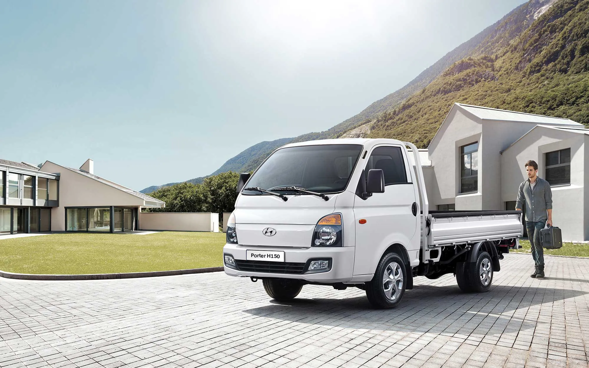 Xe tải Hyundai New Porter H150 1.5 tấn