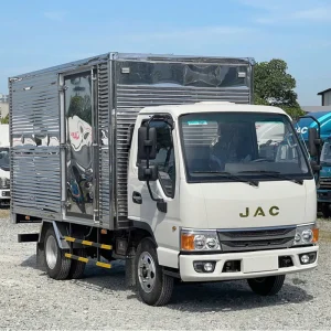 Xe tải Jac 2.35 tấn H250 Euro 5 thùng kín